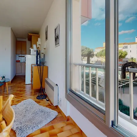 Beau Studio, Plage, Port. Daire