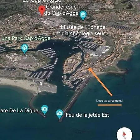 Beau Studio, Plage, Port.